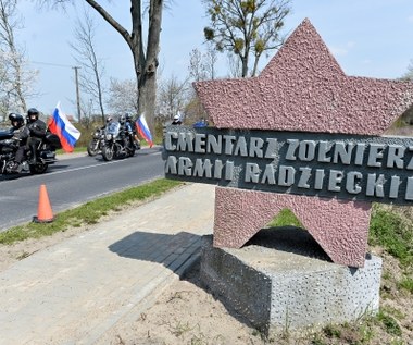 Rosyjskie MSZ żąda przeprosin od Polski. Chodzi o groby żołnierzy radzieckich