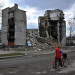 Rosyjskie rakiety uszkodziły budynek UE w Kijowie. Sikorski o sytuacji w ambasadzie Polski