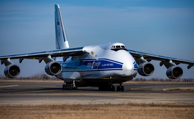 Rosyjskie samoloty od trzech lat uwięzione w Niemczech. Generują milionowe straty