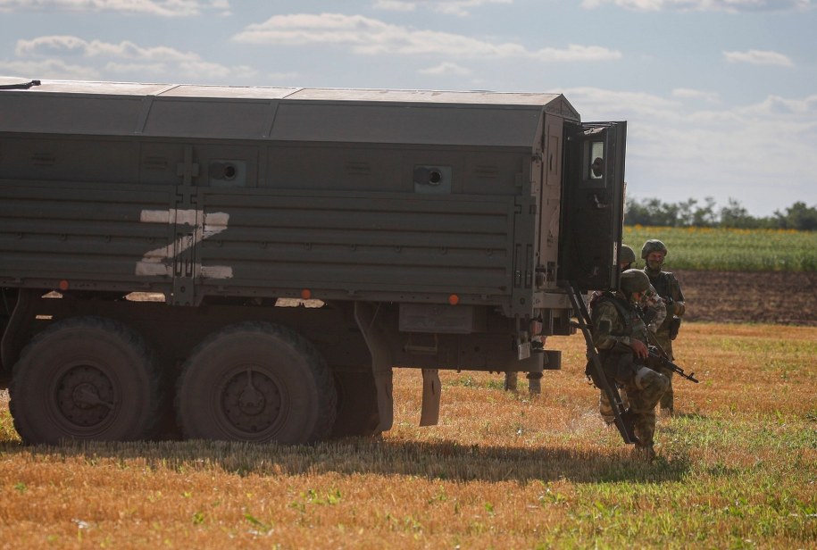 Rosyjskie wojska w Ukrainie /Sergei Ilnitsky /PAP/EPA