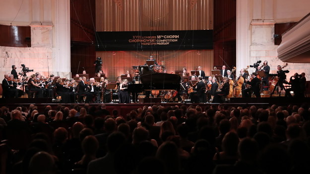 Rosyjsko-armeńska pianistka Eva Gevorgyan (C) podczas drugiego dnia finału Konkursu Chopinowskiego /	Wojciech Olkuśnik /PAP