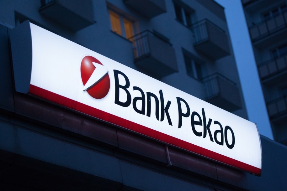 Roszady na szczycie w Banku Pekao SA Odchodzi dwoje