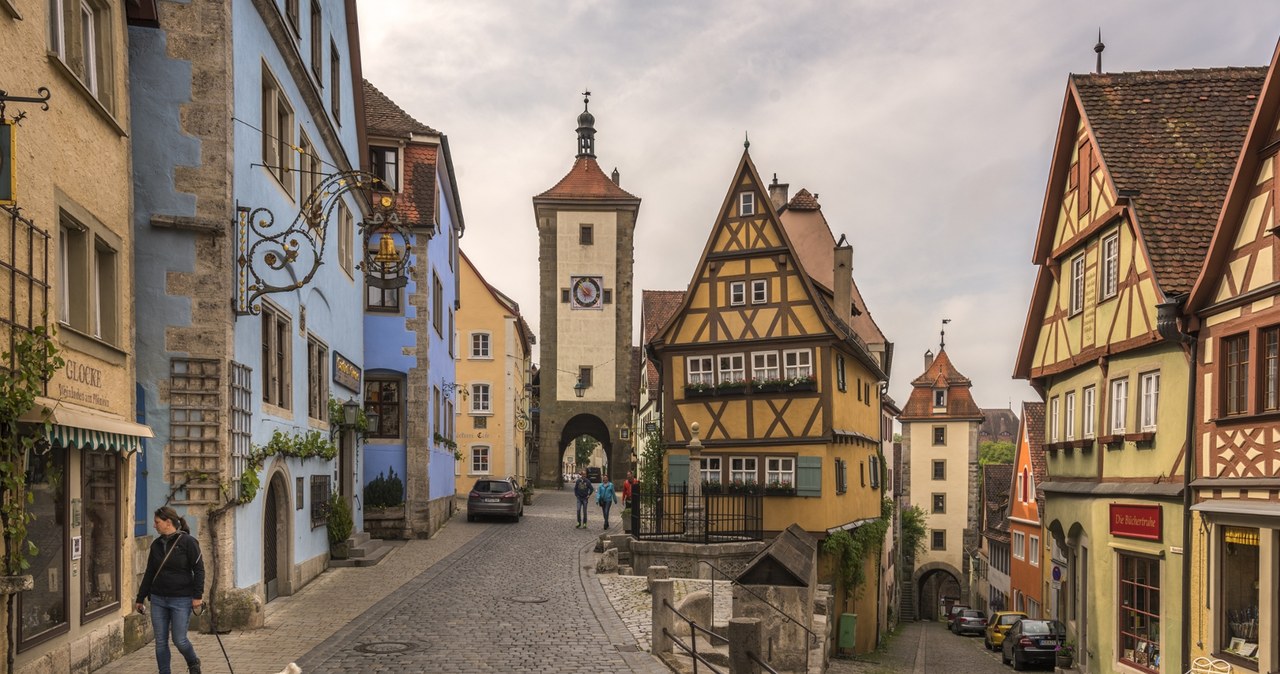 Rothenburg ob der Tauber uznawane jest za najbardziej bajkowe miasto w Europie. Co do zaoferowania ma to urokliwe miasteczko? /East News