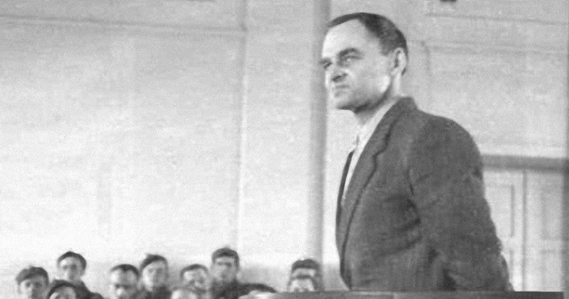 Rotmistrz Witld Pilecki przed sądem w Warszawie w 1948 roku /Laski Diffusion /East News