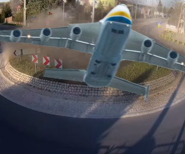 "Roundabout flight in Rąbien, Poland". O tym jest głośno na świecie! 