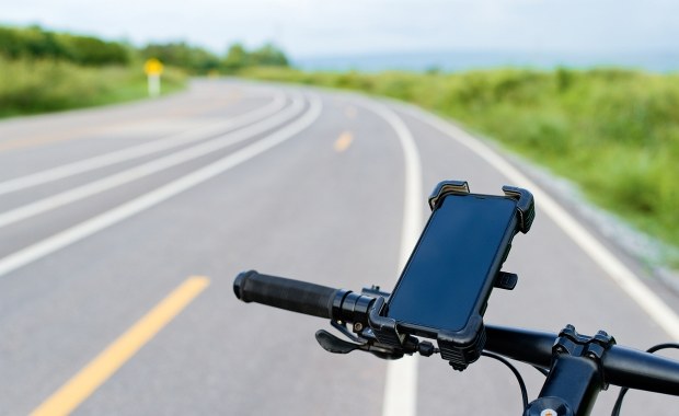 Rowerem po drodze ekspresowej. Zdumiewające tłumaczenie 50-latki 