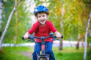 Rowery nie są aż tak bezpieczne? Dzieci najczęstszymi ofiarami