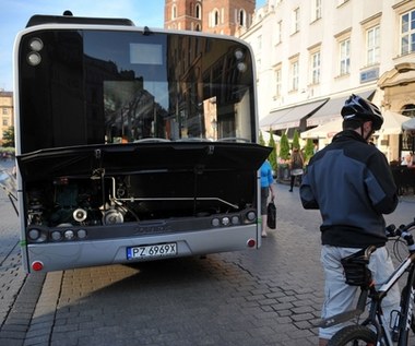 Rowery problemem metropolii? Zabierają miejsce pasażerom autobusów