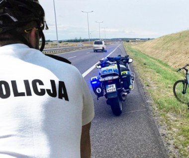 Rowerzyści na drogach ekspresowych. Policja stawia sprawę jasno