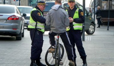 Rowerzyści nagminnie łamią ten przepis. Kara jest symboliczna