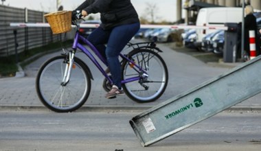 Rowerzystka dostała wezwanie do zapłaty. Ubezpieczyciel chce 15 tys. zł