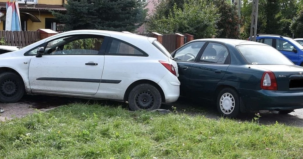 Rowerzystka narobiła szkód na kilkadziesiąt tysięcy. Bez OC zapłaci sama /Policja