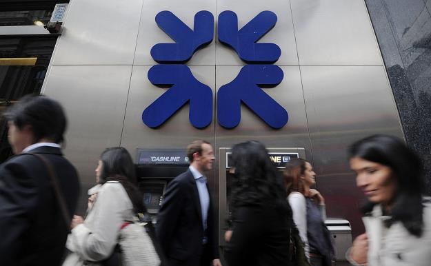 Royal Bank of Scotland przeniesie się do Londynu? /AFP