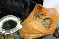 Rozbita grupa przestępcza, która mogła wprowadzić na rynek narkotyki warte ponad 30 mln zł