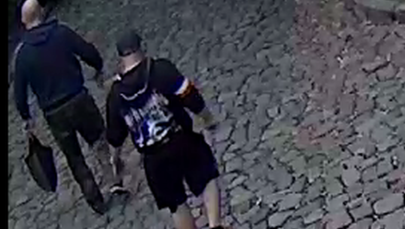 Rozbita szyba w domu Michała Tuska. 1 osoba usłyszała zarzut