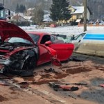 wypadki drogowe Rozbite Porsche, bus w rowie. Groźny wypadek koło Strzyżowa