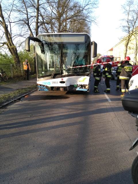Rozbity autobus. /Gorąca Linia /Gorąca Linia RMF FM