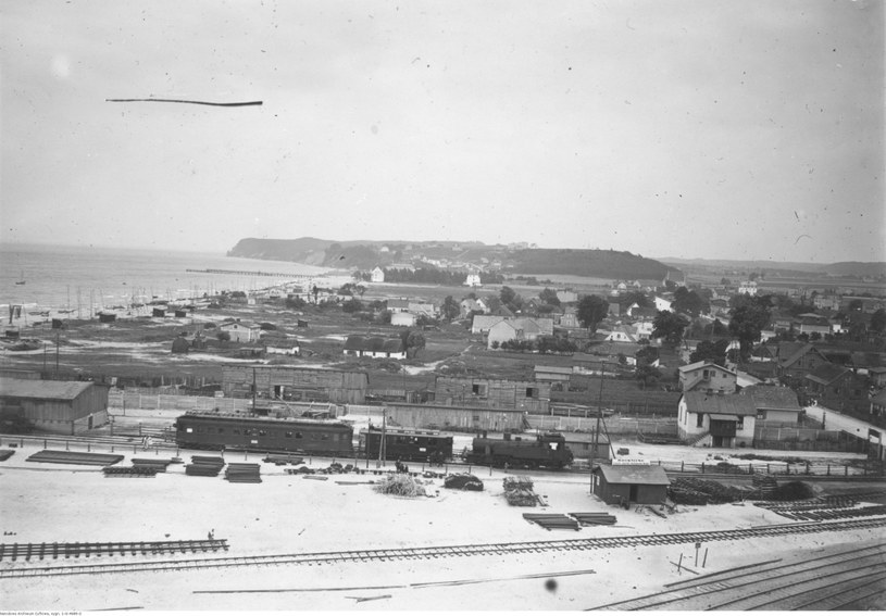 Rozbudowa portu morskiego w Gdyni w 1929 r. /Narodowe Archiwum Cyfrowe /domena publiczna