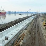 Rozbudowa portu w Szczecinie za półmetkiem. Niedługo będą tu obsługiwane największe statki