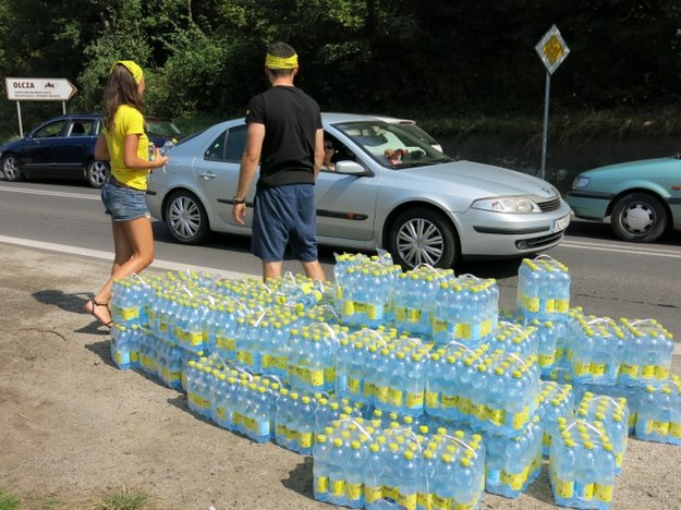 Rozdawaliśmy wodę w kilku miejscach w Polsce /Józef Polewka /RMF FM