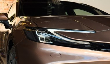 Rozgromiła rywali w sieci. Najczęściej wyszukiwana marka globu