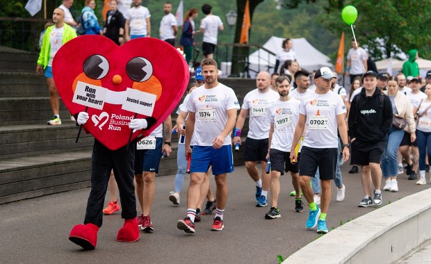 Rozgrzewka przed Poland Business Run 2026. Rusza cykl otwartych treningów biegowych