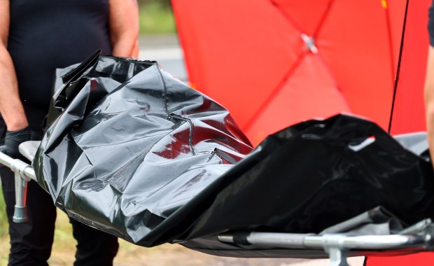 Rozkładające się ciało odkrył komornik. Czy Justynę C. zamordowano z zazdrości?