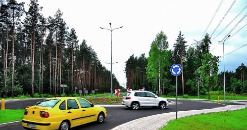 Różne oznakowanie rond /Motor