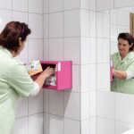 różowa skrzyneczka Różowe skrzyneczki w rzeszowskich szkołach. Co w nich jest?