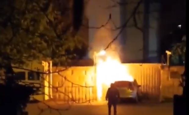 Rozpędzone auto wjechało w ogrodzenie rosyjskiej ambasady w Bukareszcie