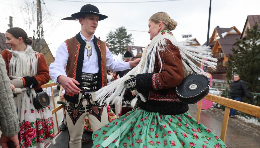 Rozpoczął się Karnawał Góralski w Bukowinie [ZDJĘCIA]