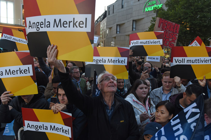 Rozpoczęły się wybory do Bundestagu /CHRISTOF STACHE /AFP