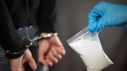 Rozprowadzali wyjątkowo niebezpieczny narkotyk. Członkowie gangu staną przed sądem 