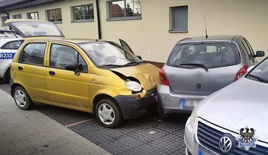 Rozróba na parkingu. Za kierownicą 13-latek. Kto dostanie mandat?