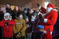 Rozświetlenie energooszczędnej choinki na Rynku Głównym w Krakowie