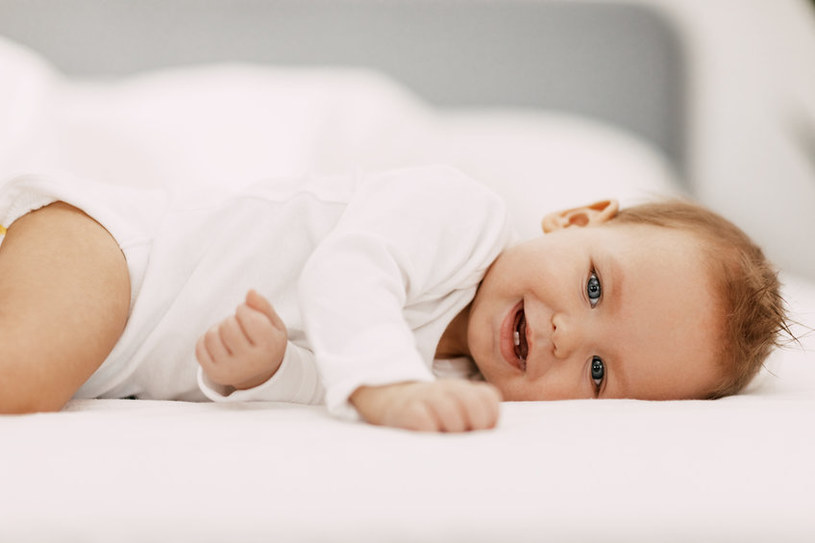 Rozwój mowy bada się już u trzymiesięcznego dziecka /123RF/PICSEL