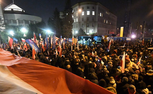 RPO ostro o publikowaniu zdjęć uczestników protestów przed Sejmem 