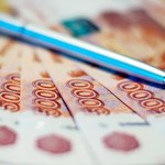 Rubel spada na giełdzie pod wpływem sankcji amerykańskich