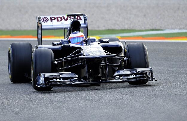 Rubens Barrichello podczas testów nowego bolidu. /AFP
