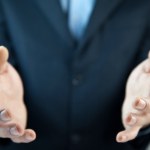 Ruch rąk robi różnicę? Odkryj, jak gesty wzmacniają siłę twojego przekazu