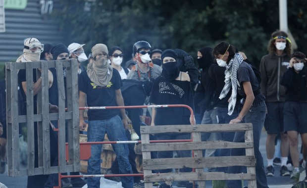 Ruch "Zablokujmy wszystko" chce sparaliżować Francję