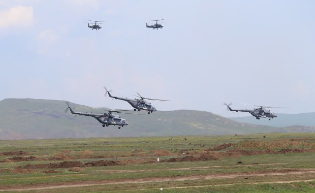 Ruchy rosyjskich wojsk: Moskwa wycofuje oddziały z Krymu