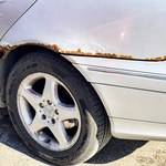 "Ruda" nie ma dla nich litości. Blacharz podaje listę aut, które korodują mimo młodego wieku