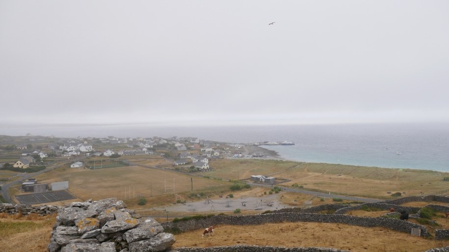 Ruiny kamiennych domów /Shutterstock