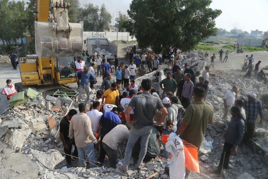 Ruiny szkoły dla dziewcząt w Minab w Iranie /East News