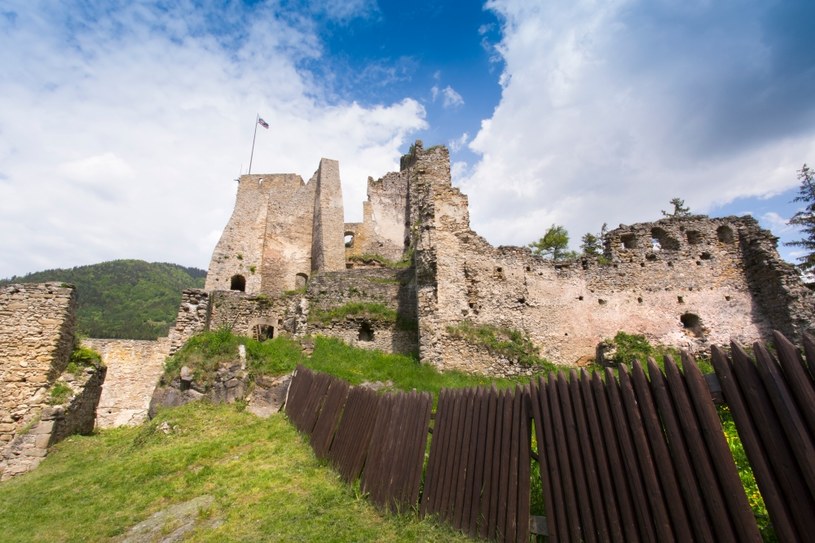 Ruiny zamku Likava /Region Liptov.sk, TMR a.s.  /