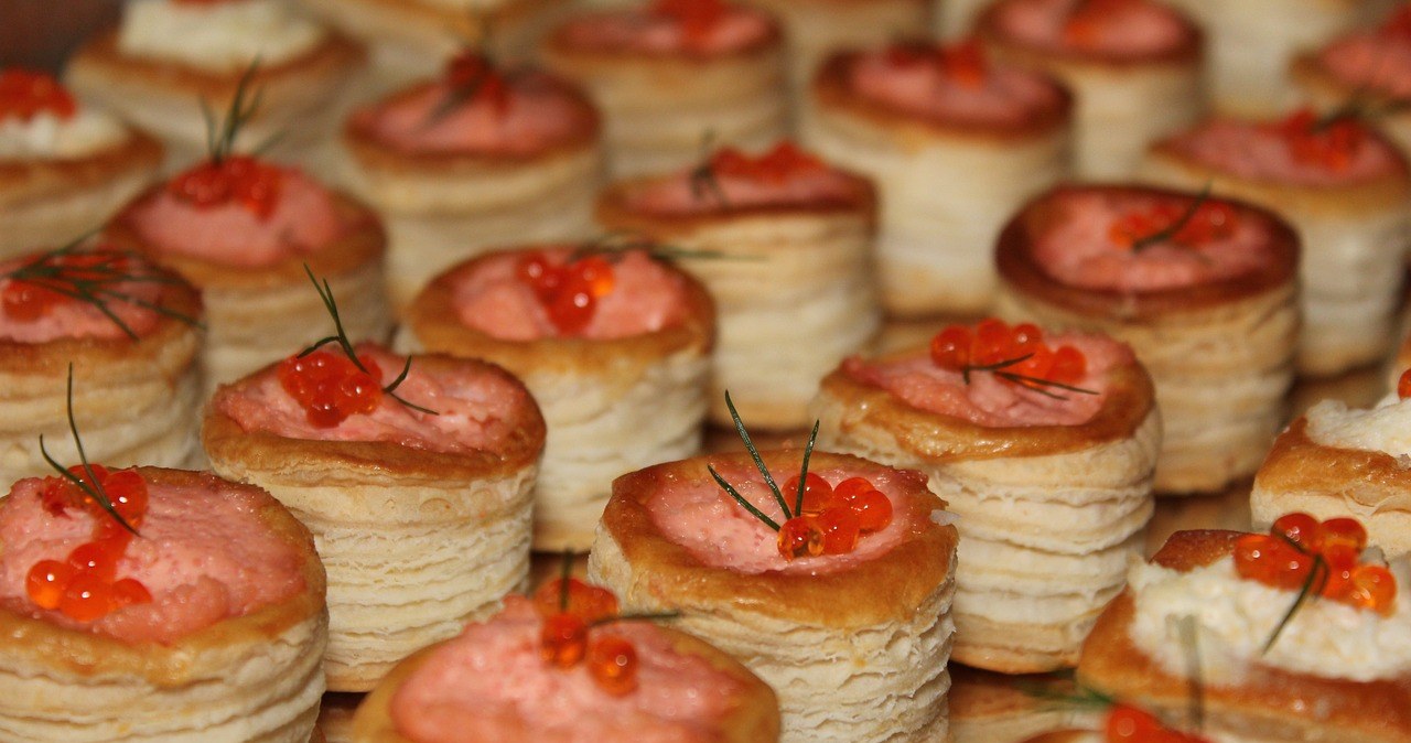 Рулетики з листкового тіста - окраса будь-якого святкового столу /pixabay.com