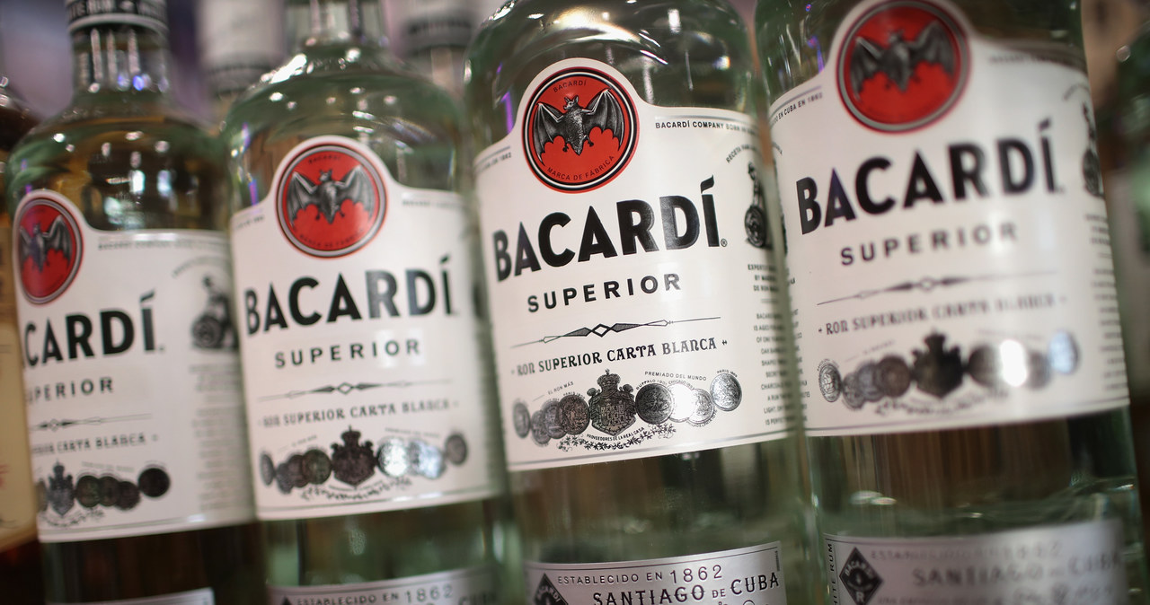 Rum marki Bacardi wciąż można kupić w Rosji /SCOTT OLSON / GETTY IMAGES NORTH AMERICA  /AFP