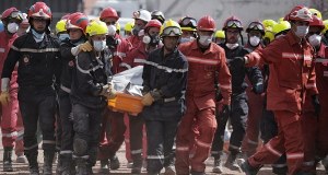 Runęły dwa budynki, wielu zabitych i rannych. Katastrofa w Maroku