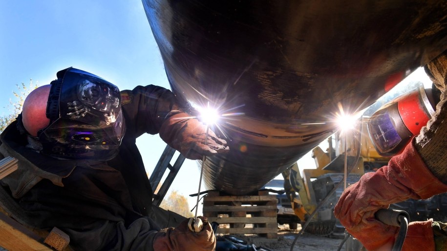 Rosja: 4 osoby zatrzymane w sprawie zanieczyszczonej ropy